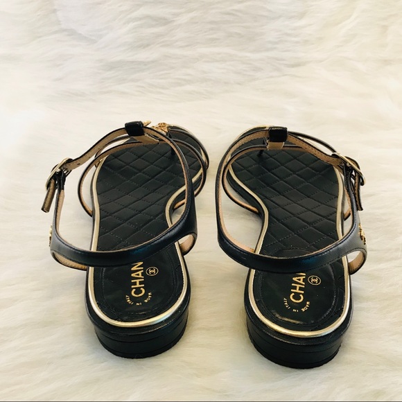 CHANEL Leather Sandals Gold Chain & CC Stars Black - Picture 4 of 8